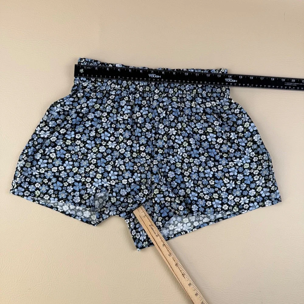Cottagecore Floral Shorts Viscose Smocked Waist Size 6 H&M Divided - Picture 4 of 4